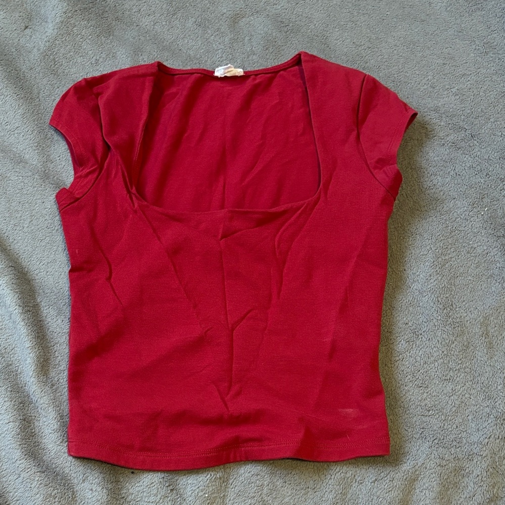 Garage xs Red scoop tee